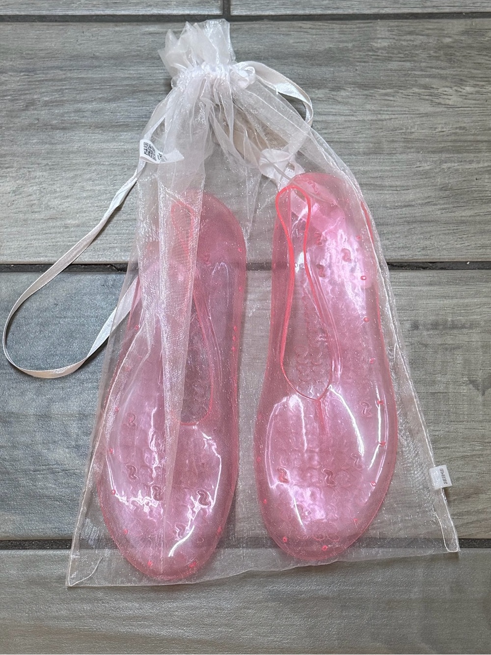 SKIMS Jelly Shoe Translucent Pink Melon Slip-on Shoes